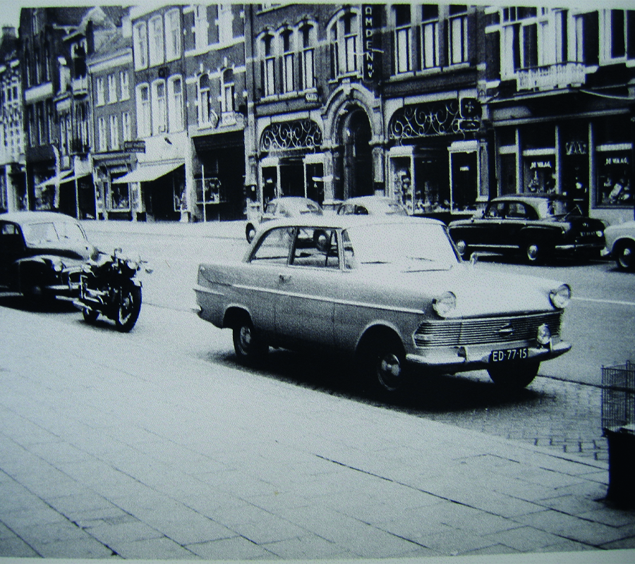 Hoogenboom_Molenstraat_vroeger